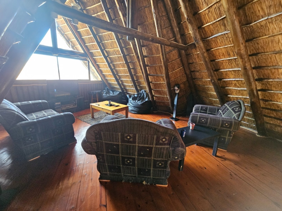 To Let 5 Bedroom Property for Rent in La Provance Free State